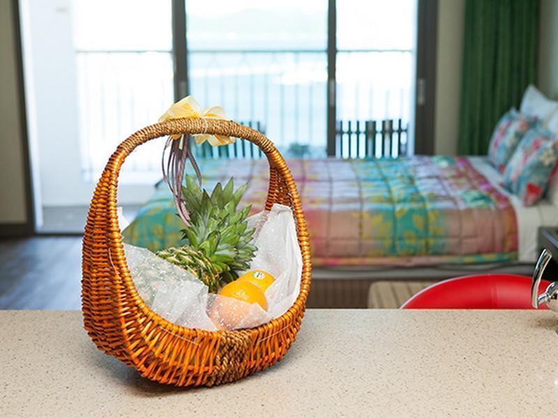 Tongyeong Bay Condo Hotel Екстериор снимка
